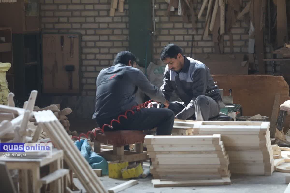رئیس اتحادیه درودگران و مبل‌سازان مشهد: نبود کارگر ماهر؛ مشکل عمده جامعه تولید
